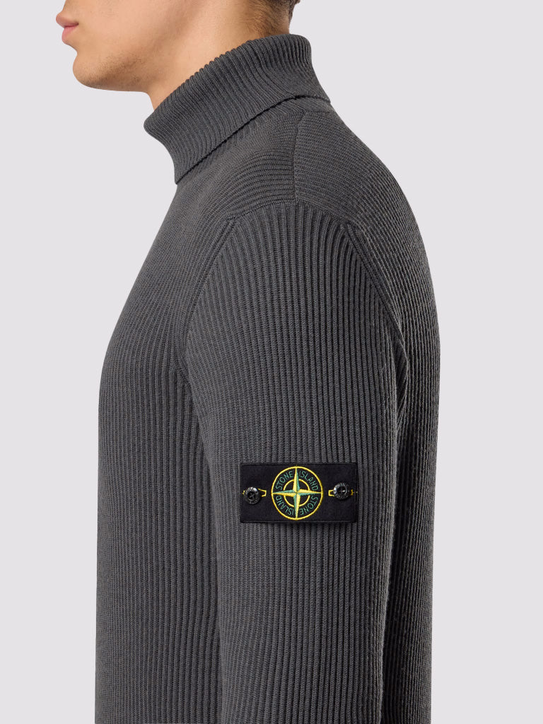 Rollkragenpullover